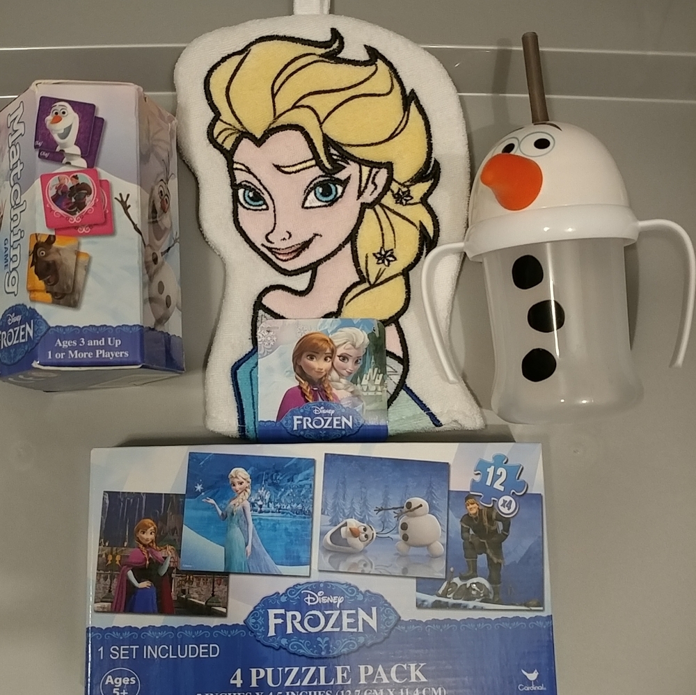 New 4pc Disney Store Olaf Sippy Cup Frozen Elsa Wash Mitt Matching Game Puzzle